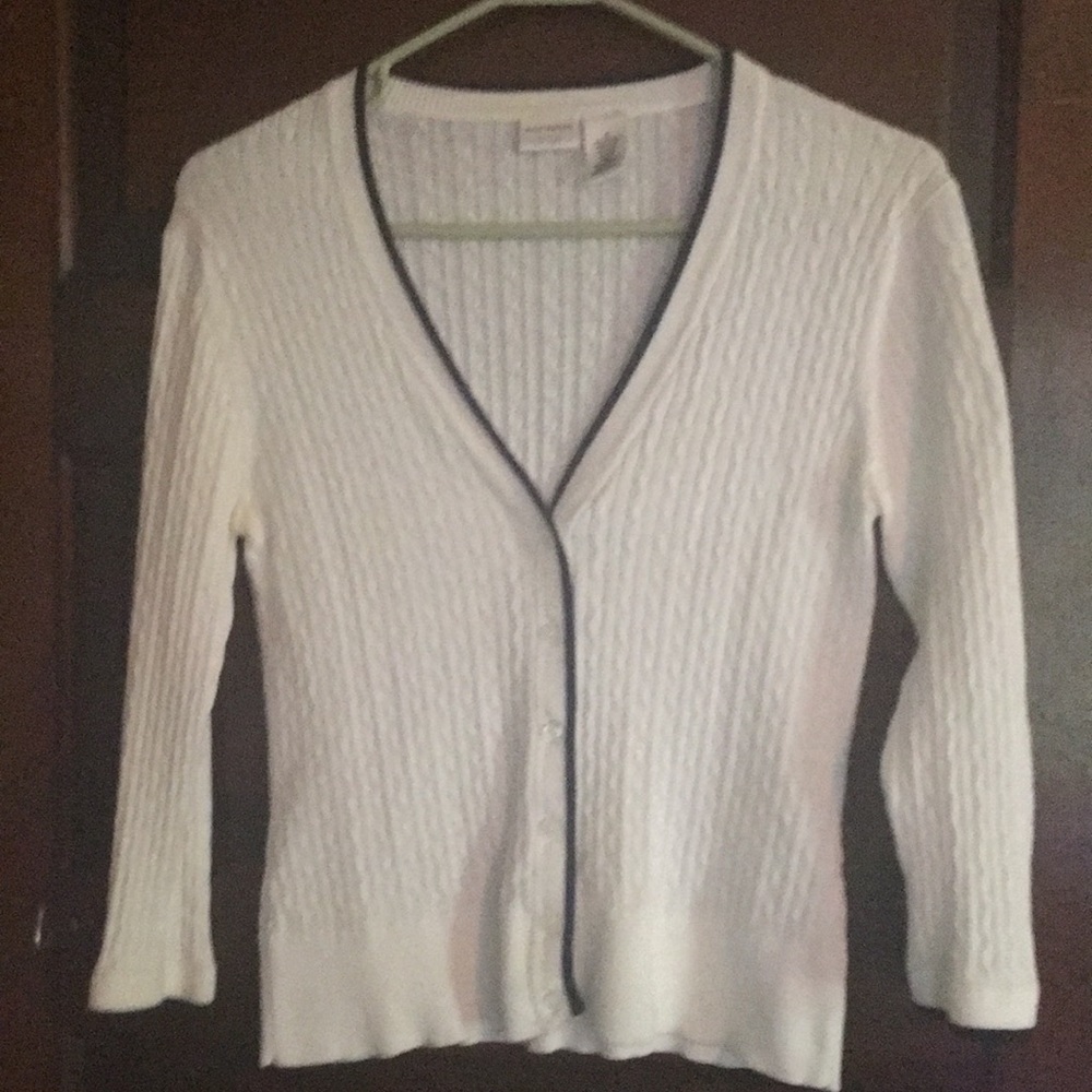 🍀 (2 items bundle for $7). Sweater